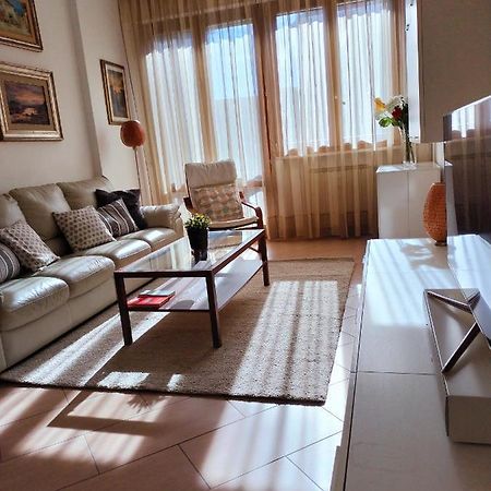 Sunnyside Accademia Apartment ลีวอร์โน ภายนอก รูปภาพ