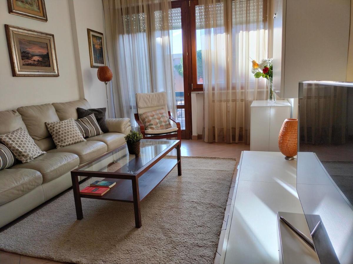 Sunnyside Accademia Apartment ลีวอร์โน ภายนอก รูปภาพ
