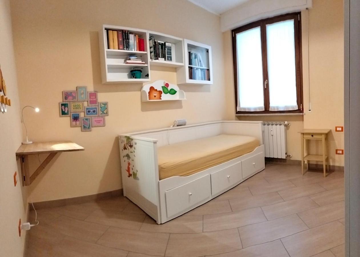 Sunnyside Accademia Apartment ลีวอร์โน ภายนอก รูปภาพ
