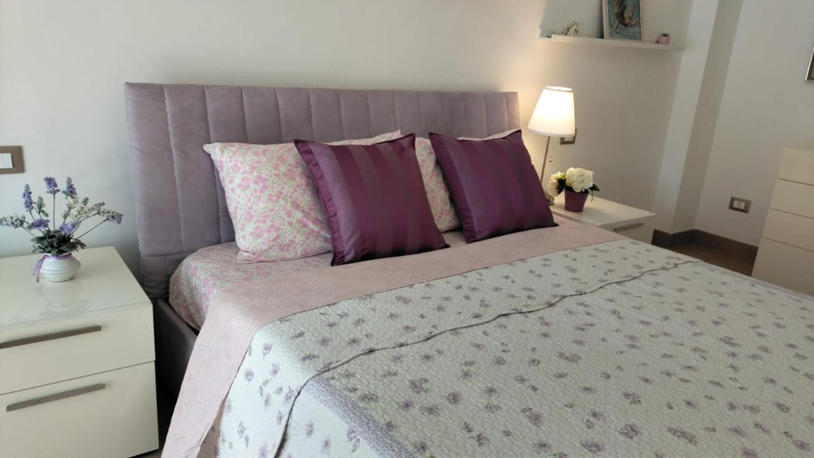 Sunnyside Accademia Apartment ลีวอร์โน ภายนอก รูปภาพ